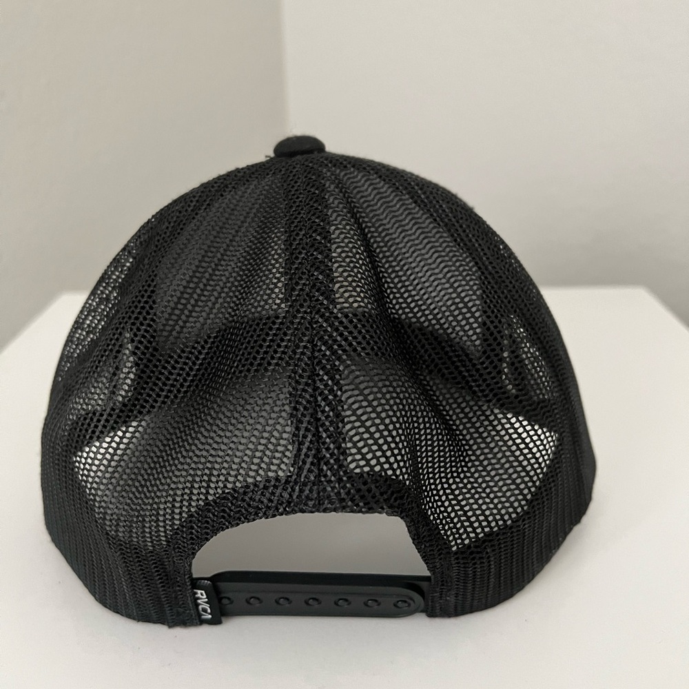 RVCA Classic Black Mesh Cap - Picture 3 of 4